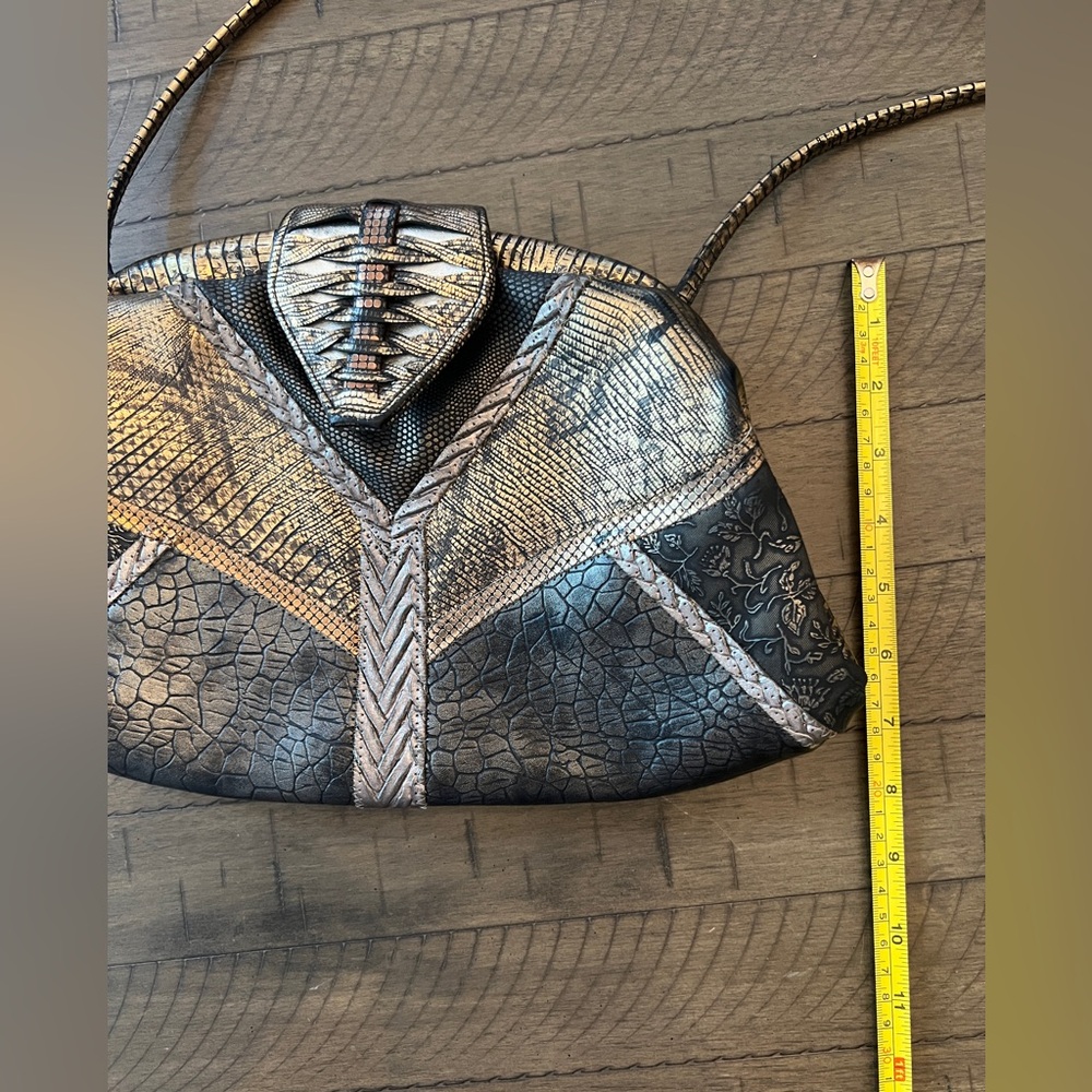 Vintage Metallic Faux Snakeskin Clutch/Shoulder purse LIKE NEW - Picture 10 of 13